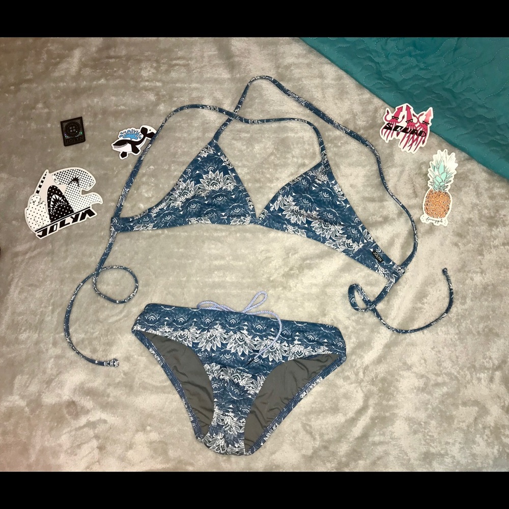 RARE lotus flower print Jolyn bottoms